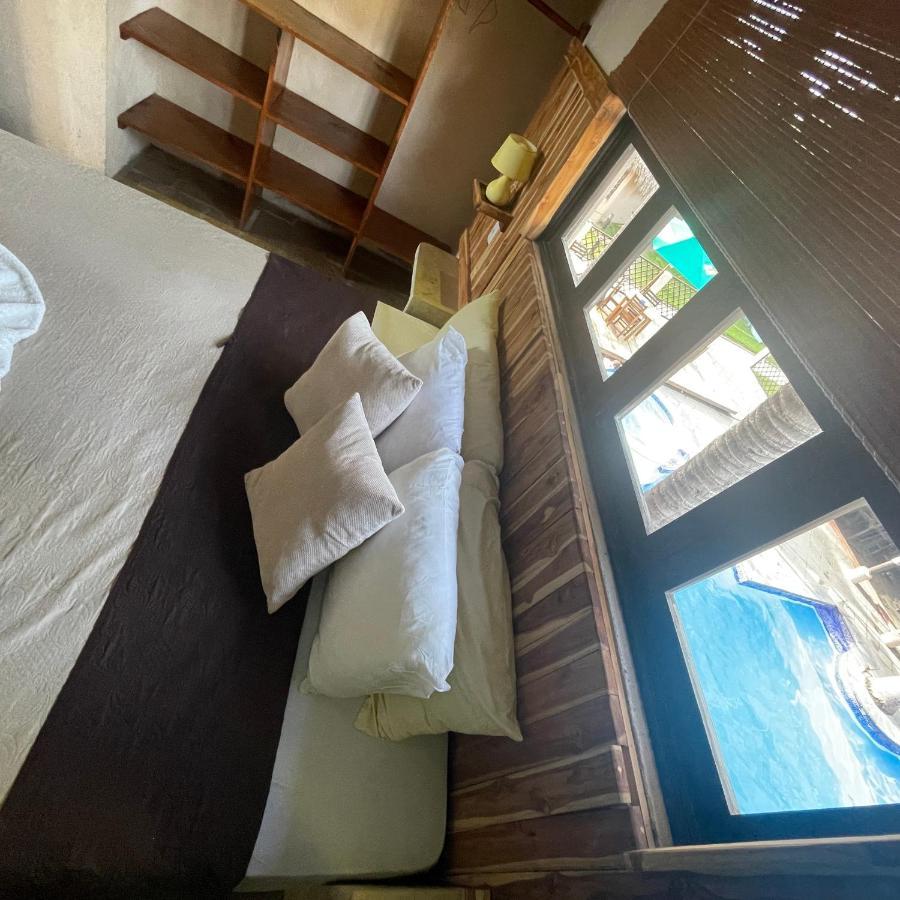 Johnnys Place Hotel Монтерико Екстериор снимка